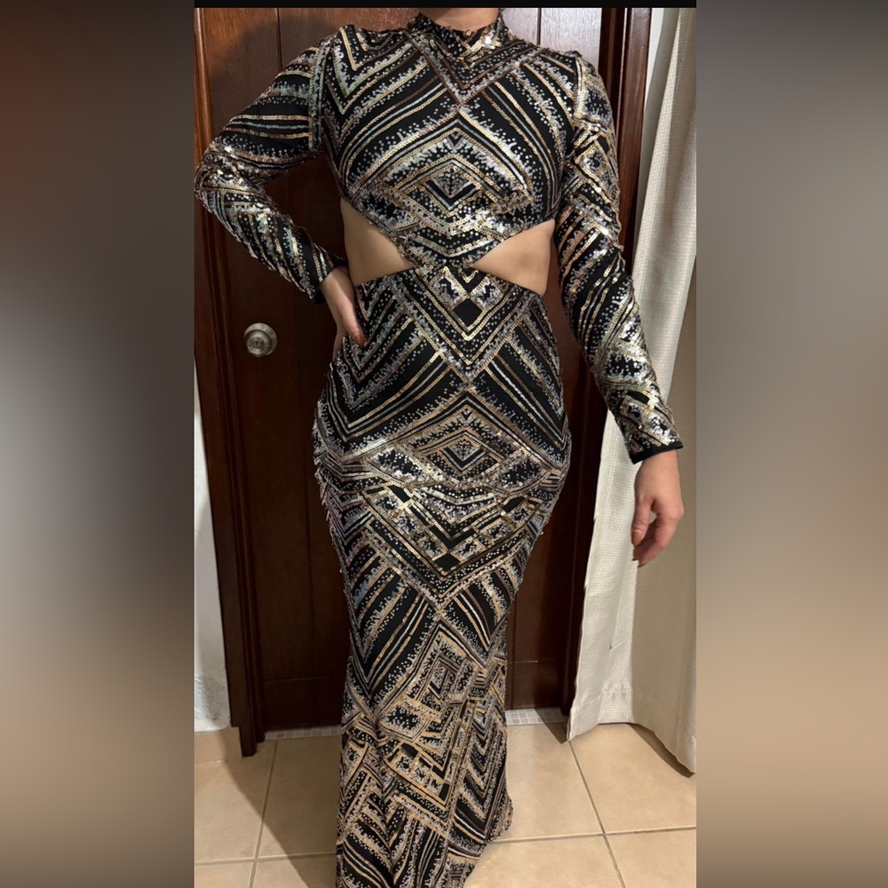 Love and Lemonade Elegant Black and Gold Geometric Long Dress Size M